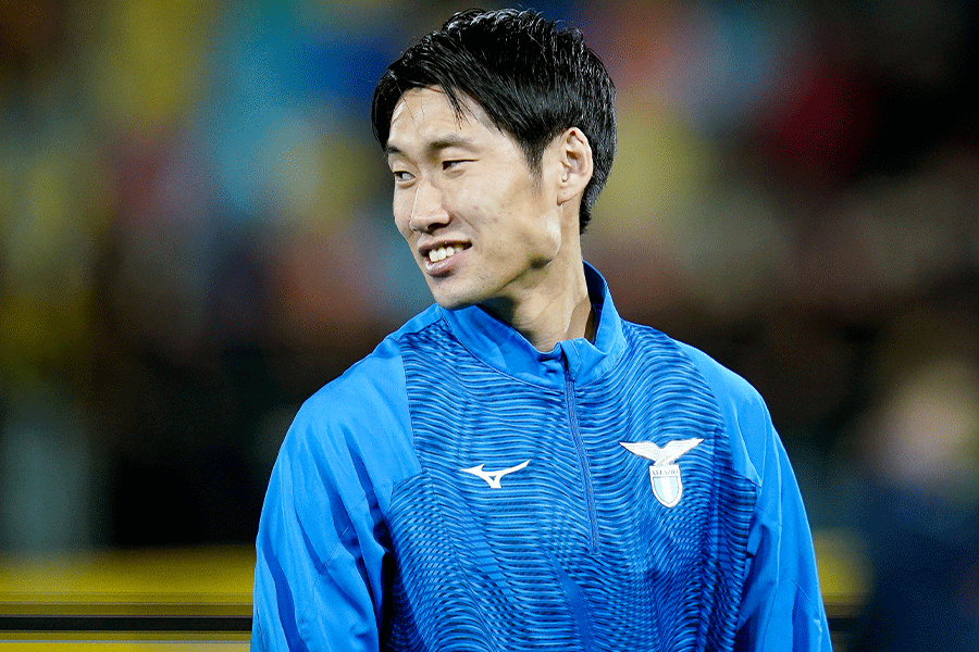 ラツィオでプレーする鎌田大地【写真：Getty Images】