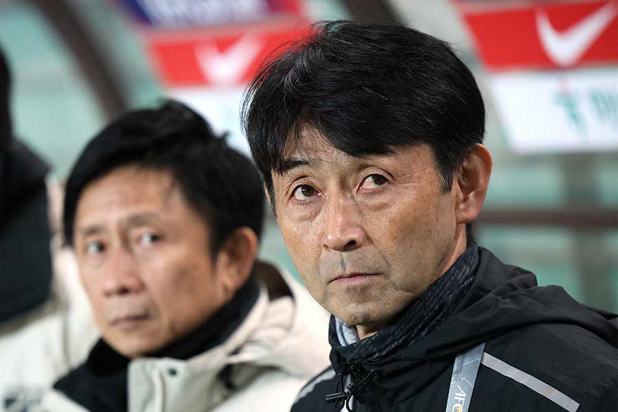 タイ代表を率いる石井正忠監督【写真：ロイター】