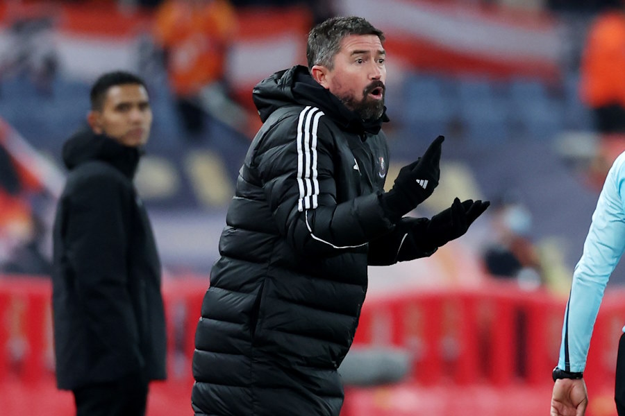 横浜FMのハリー・キューウェル監督【写真：Getty Images】