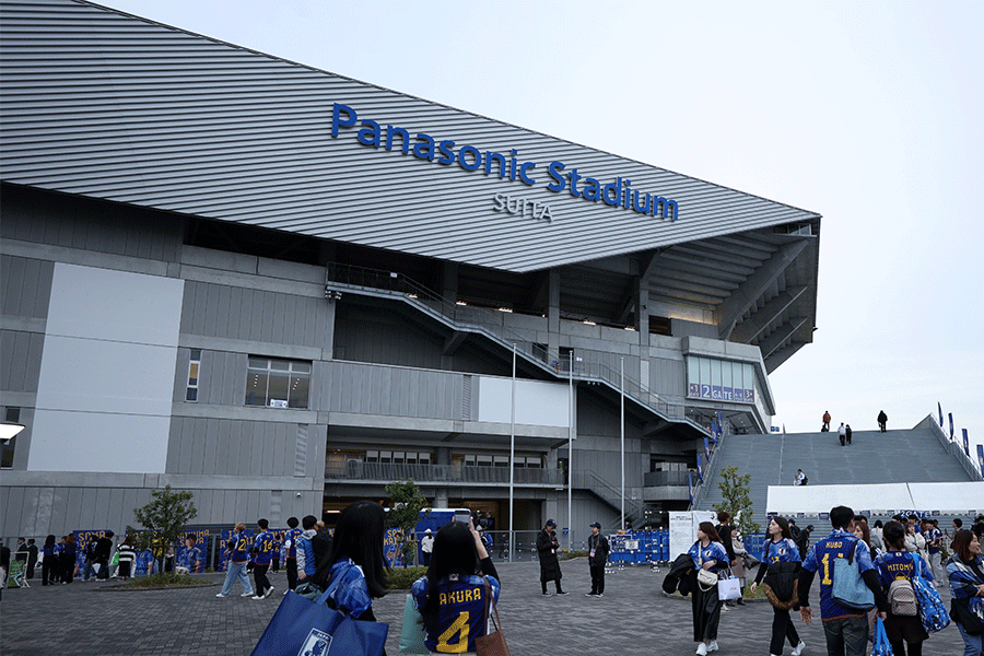パナスタでの入社式に注目【写真:Getty Images】