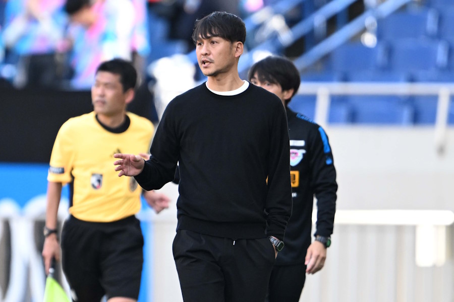 鳥栖の川井健太監督【写真：徳原隆元】