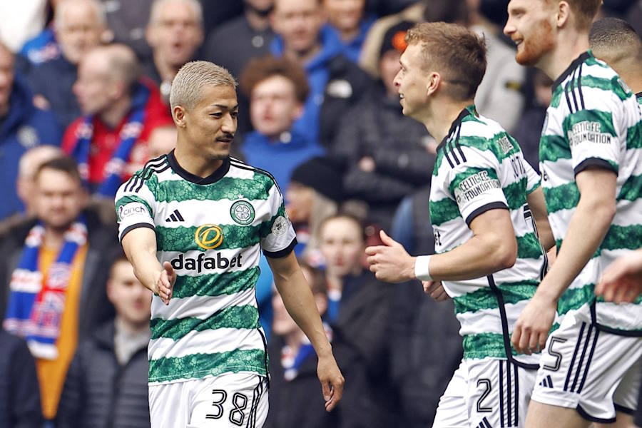 先制点を決めたセルティックに前田大然【写真：ロイター】