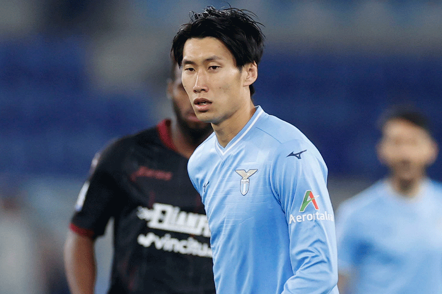 サレルニターナ戦に出場した鎌田大地【写真:Getty Images】