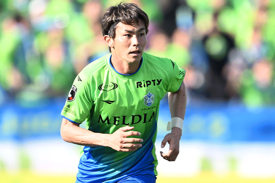 大岩一貴が横浜FM戦で一発退場に【写真：徳原隆元】