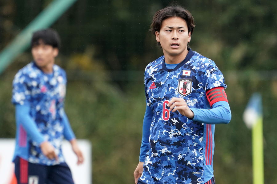 実弟・松井蓮之は年代別代表経験者で、今年から川崎でプレー【写真：Getty Images】