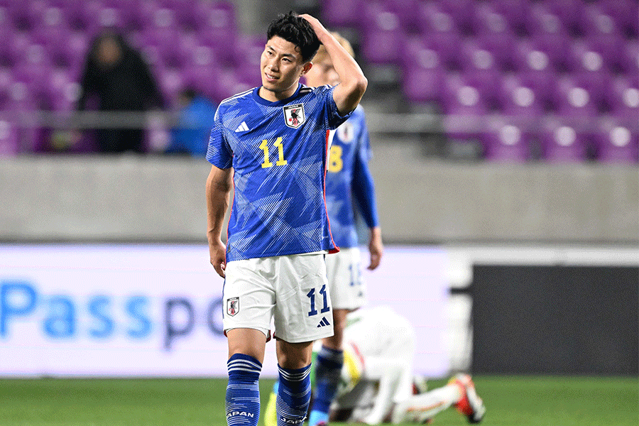日本は1点リードも10人で後半へ【写真:徳原隆元】