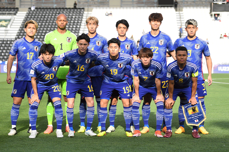 西尾隆矢(3番)が一発退場【写真:2024 Asian Football Confederation (AFC)】