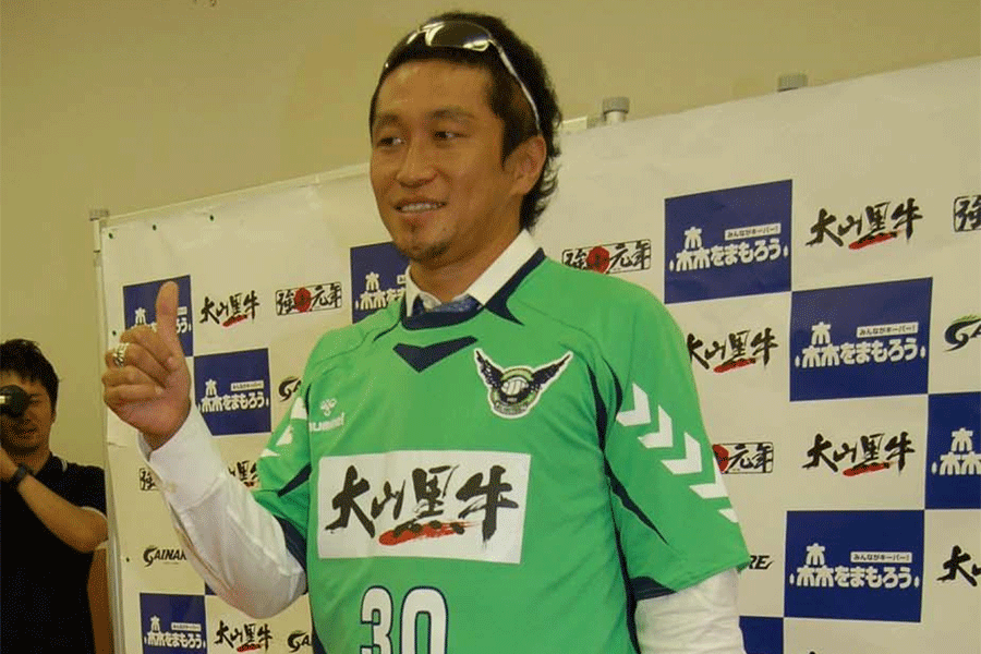 鳥取の岡野雅行代表取締役ゼネラルマネージャー(写真は2009年)【写真:産経新聞社】