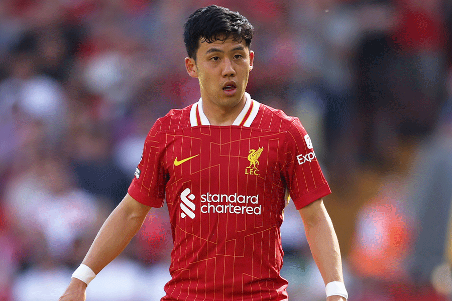 遠藤航の立ち位置はどうなる?【写真:Getty Images】