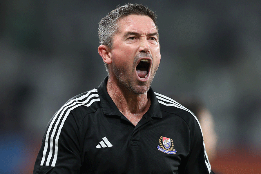 ハリー・キューウェル監督が怒りの表情を見せた【写真：(C) AFC】