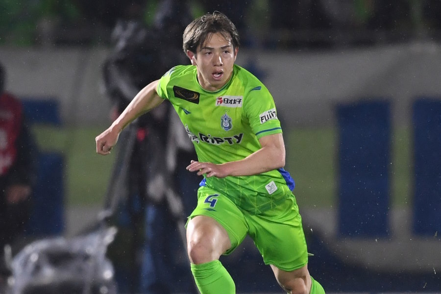 湘南の舘幸希【写真：Getty Images】