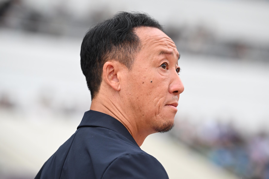 町田の黒田剛監督【写真:徳原隆元】