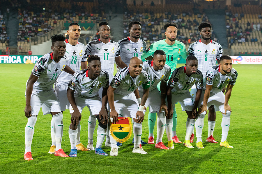 ガーナ代表の選手たちが監督の誕生日をお祝い（写真はイメージです）【写真：Getty Images】