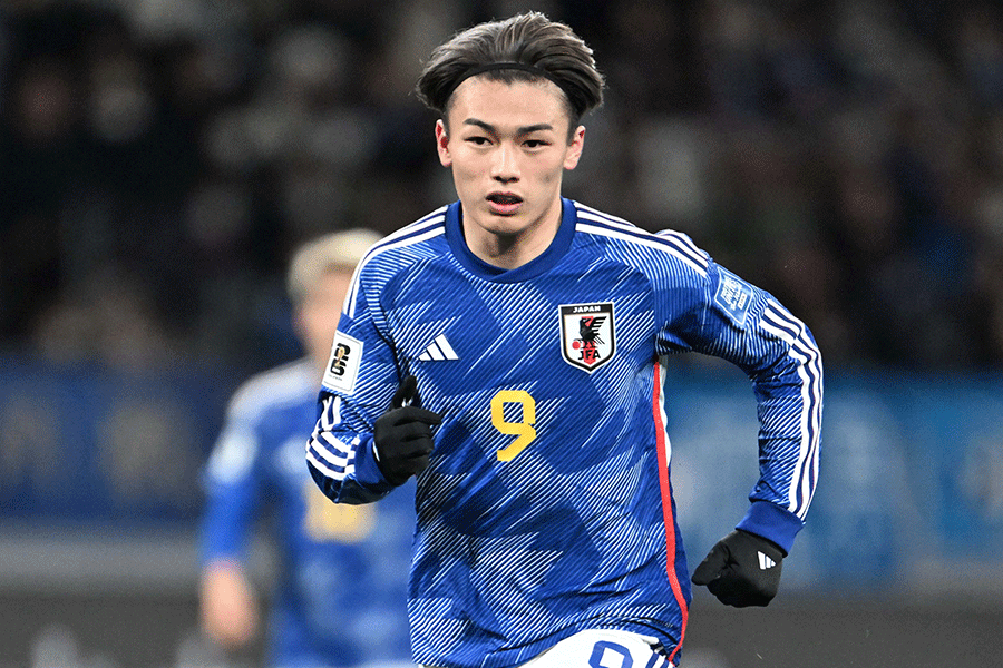 【サッカー日本代表 】上田綺世選手 法政大学時代サイン入りサッカーボール サッカー日本代表 】上田綺世選手 法政大学時代サイン入り