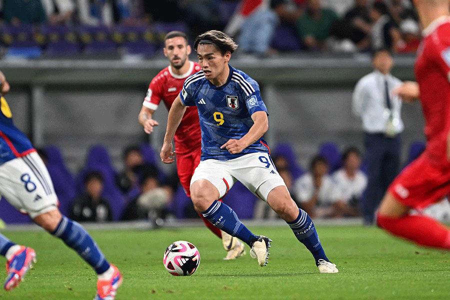シリア戦で先制ゴールを決めた上田綺世【写真：徳原隆元】