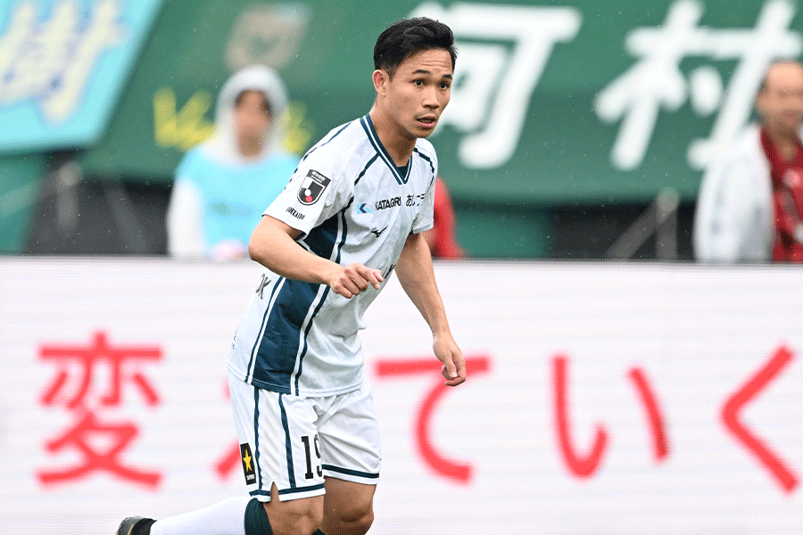 スパチョークが肉離れで戦線離脱【写真：徳原隆元】