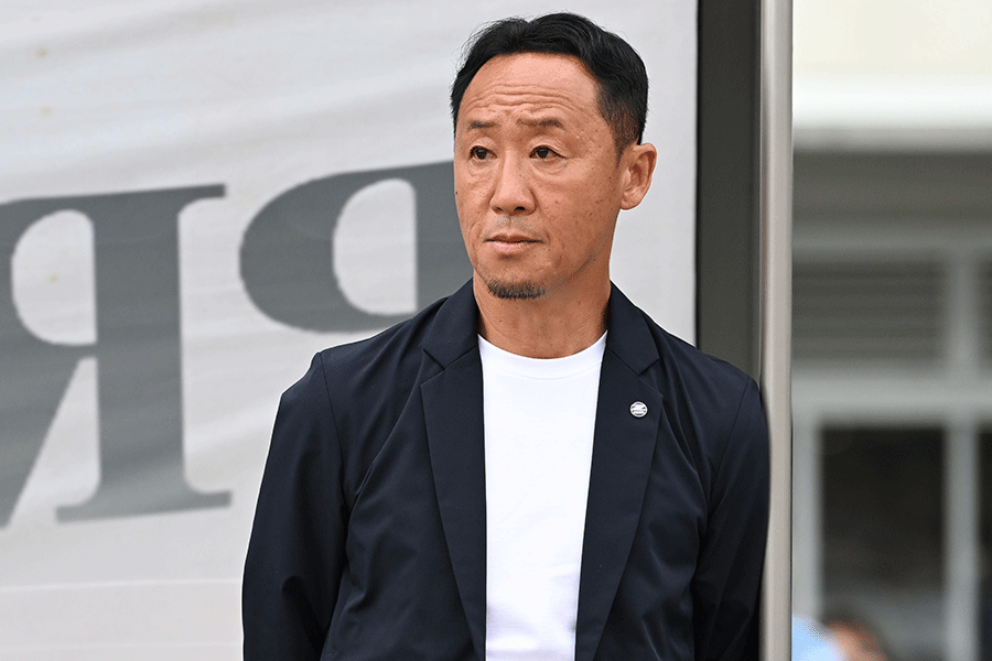 黒田剛監督が試合後の記者会見でコメント【写真:徳原隆元】