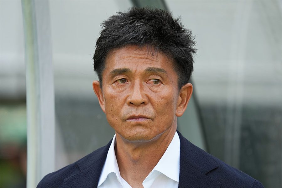 東京Vの城福浩監督【写真:Getty Images】