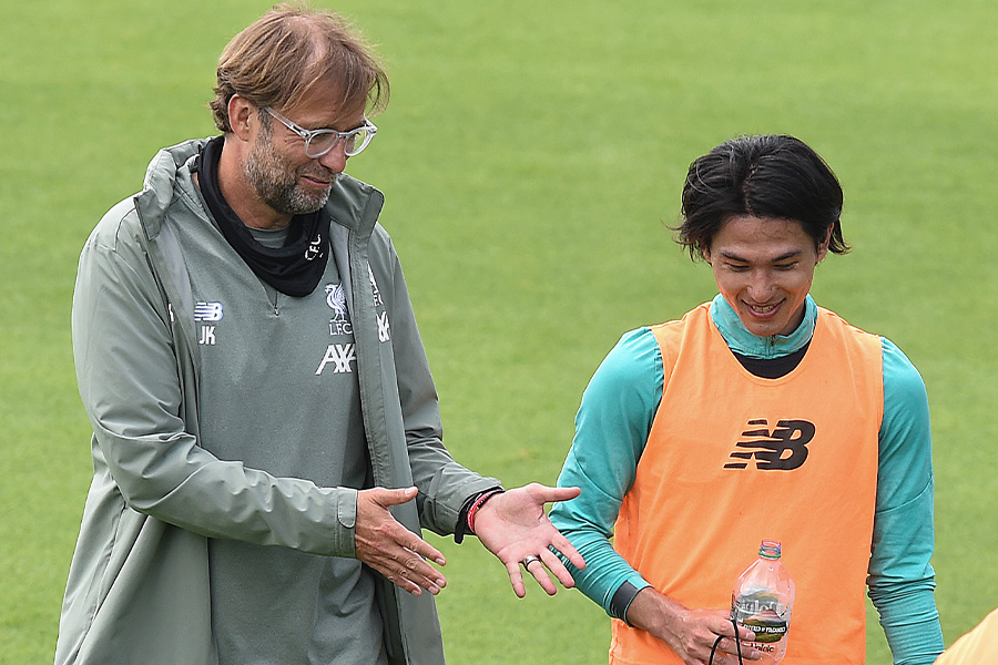 クロップ監督とモナコへ移籍をした南野拓実【写真：Getty Images】