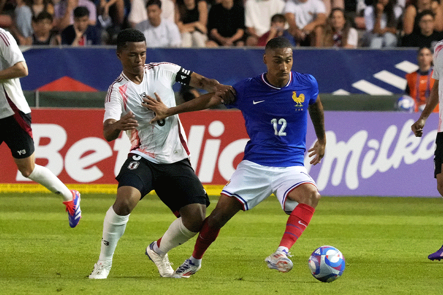 U-23日本代表はフランスと1-1のドロー【写真:Getty Images】