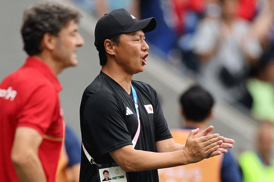 大岩剛監督は選手たちの今後に期待【写真:ロイター】
