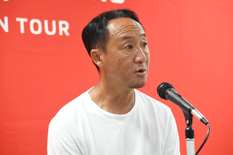 町田を率いる黒田剛監督【写真:徳原隆元】