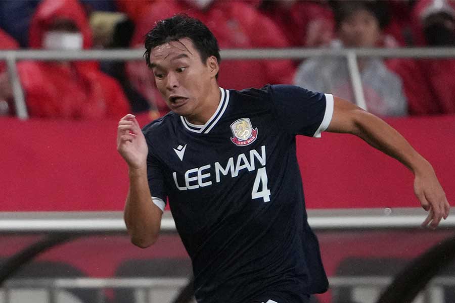 理文でプレーする立花稜也【写真:Getty Images】