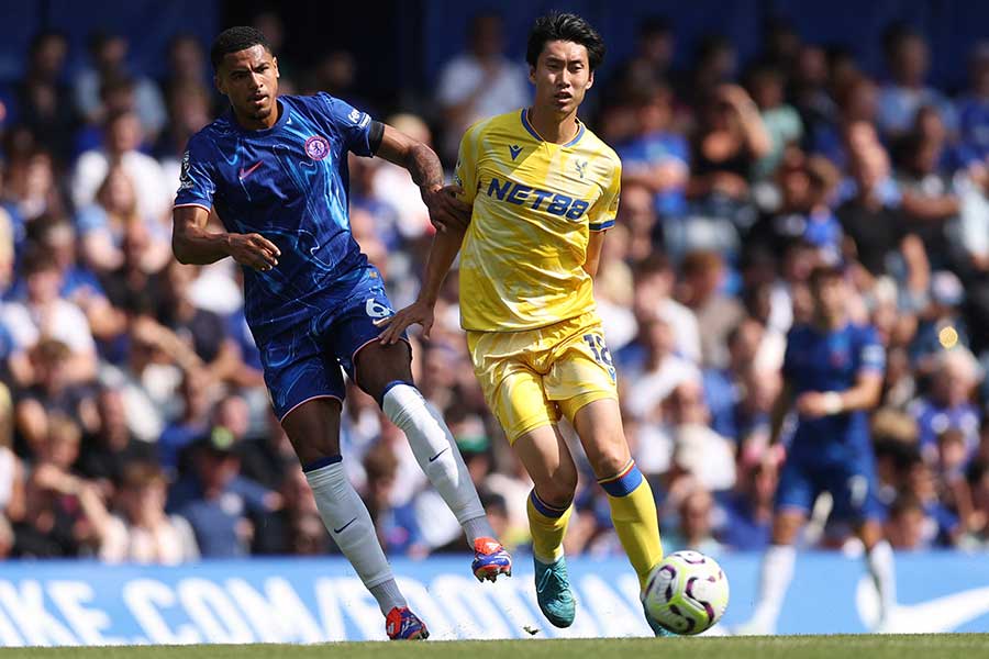 チェルシー戦に出場した鎌田大地【写真:ロイター】