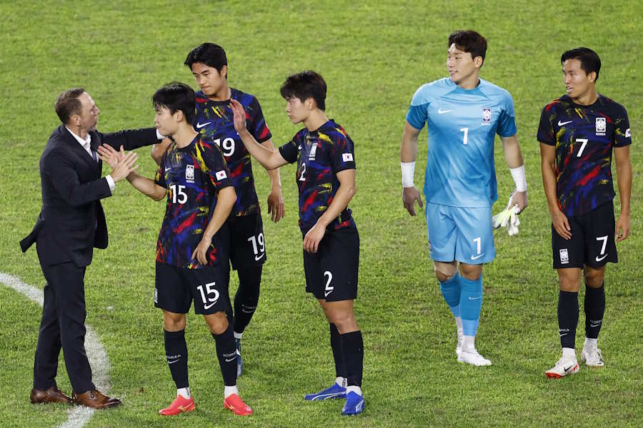 韓国の選手たちは日本との決勝戦に向け気合十分なようだ【写真：ロイター】