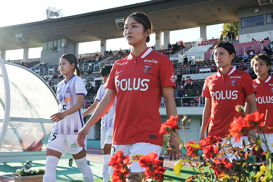 浦和レディースでプレーする遠藤優【写真：Getty Images】