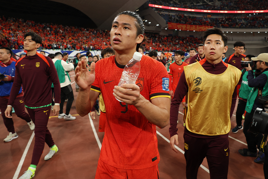 中国は今予選で日本から計10失点を食らうことに【写真:ロイター】