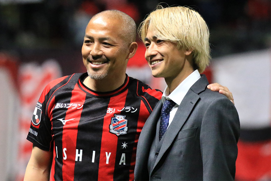 小野伸二が小泉佳穂との出会いを振り返った【写真：(C) mm】