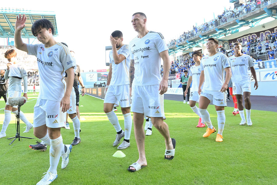 町田はリーグ優勝ならず【写真:(C) FCMZ】