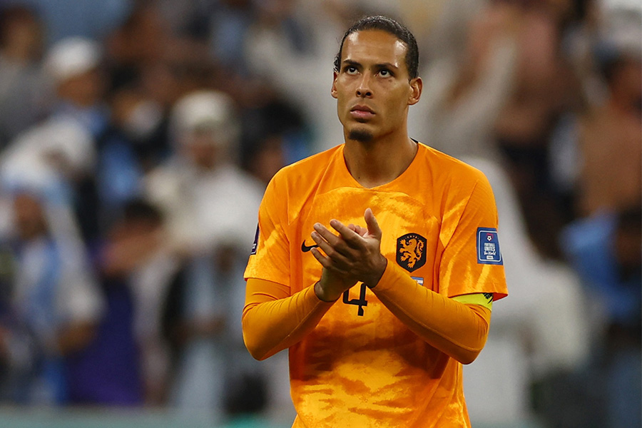 PK失敗となったファン・ダイク【写真:ロイター】