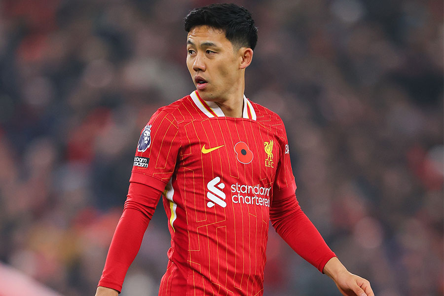 リバプールでプレーする遠藤航【写真:Getty Images】