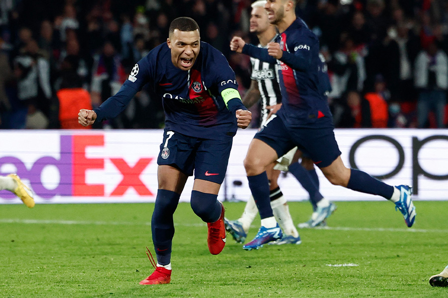 BLACKPINKのメンバーがPSG戦を観戦【写真:ロイター】