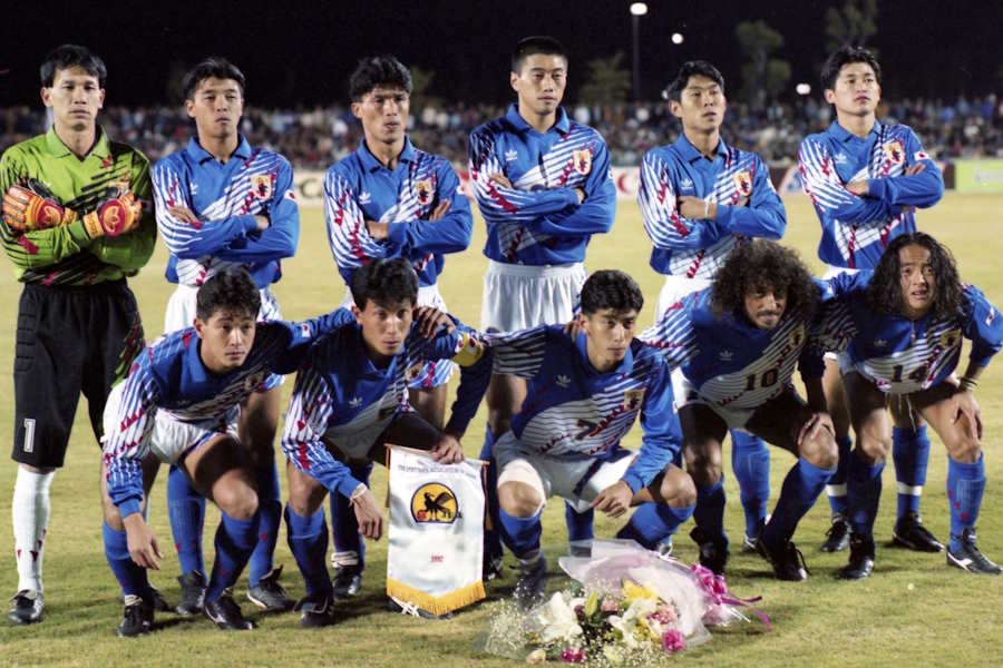 1992年大会で躍動した森保一（上段右から2人目）【写真：Getty Images】