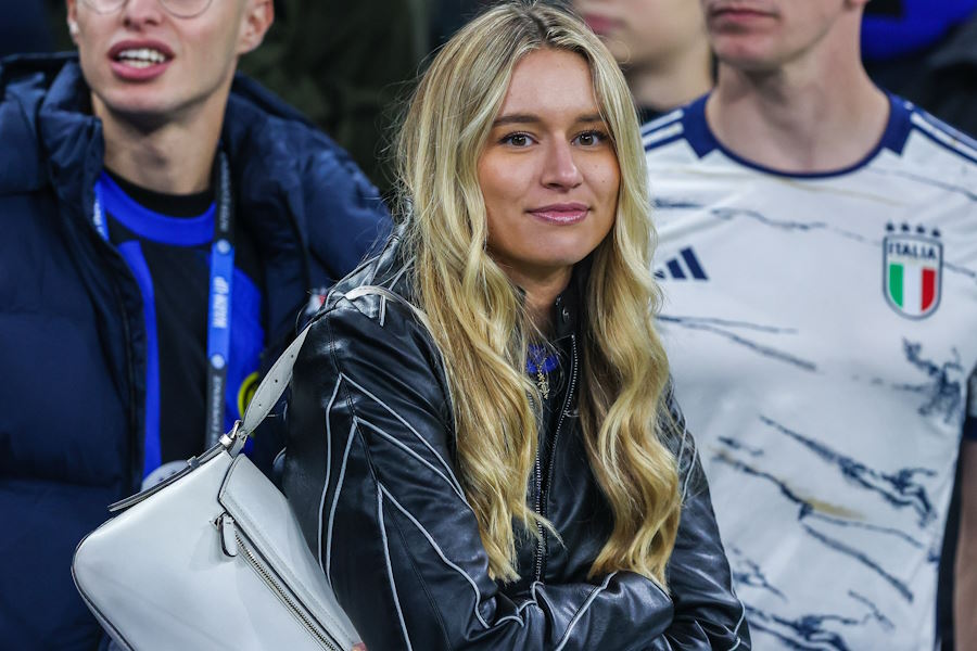 リア・ルイスさんなでしこユニ姿で華麗な技を披露【写真：Getty Images】