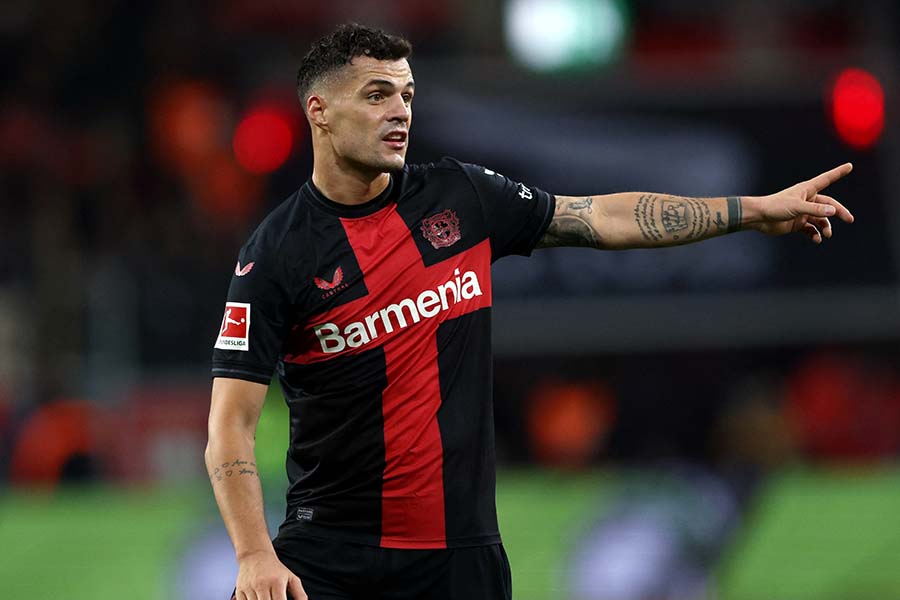 レバークーゼンのジャカが先制ゴール【写真：ロイター】