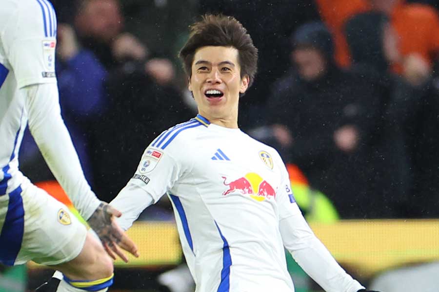 リーズの田中碧【写真:Getty Images】