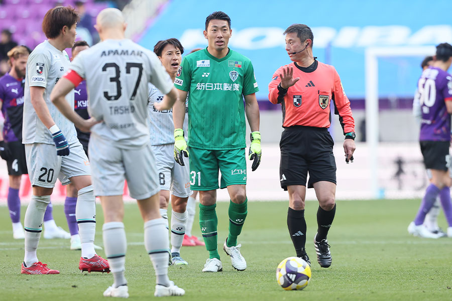 今季Jリーグの判定について説明【写真:柳瀬心祐】
