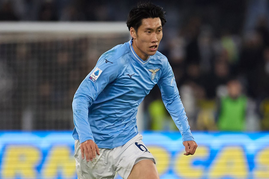ラツィオでプレーする鎌田大地【写真：Getty Images】