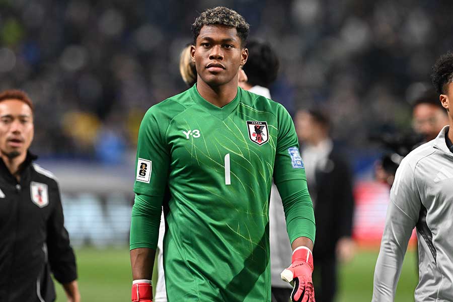 日本代表で気がかりな鈴木彩艶を除くGKの経験不足【写真:徳原隆元】