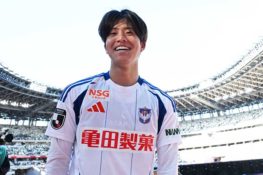 新潟の長谷川元希【写真:徳原隆元】