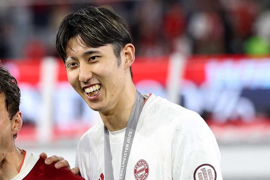 バイエルン・ミュンヘンの伊藤洋輝【写真：ロイター】