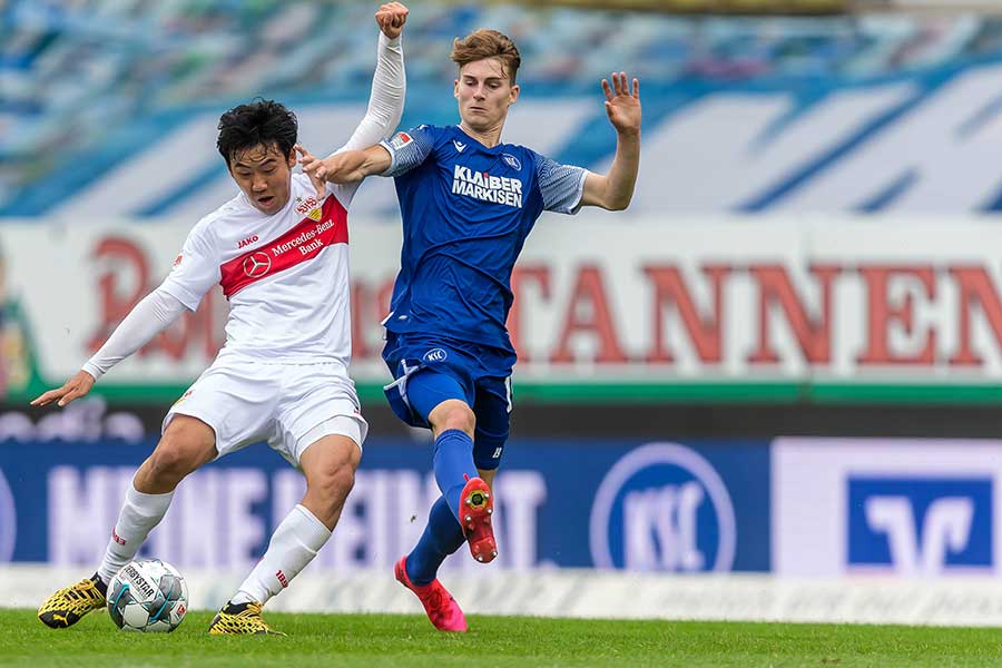 遠藤航にとって転機となったシュツットガルト時代のカールスルーエ戦【写真：Getty Images】