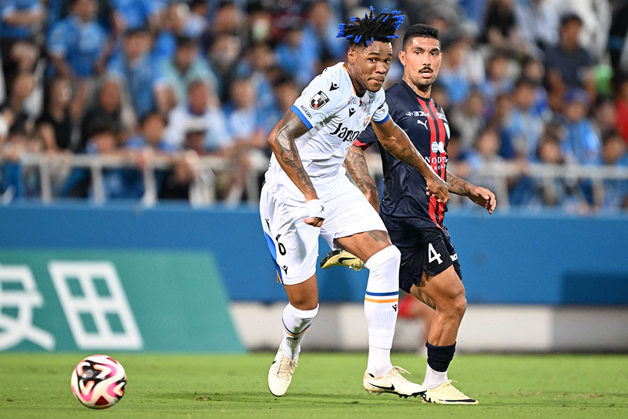 長崎でプレーするマテウス・ジェズス(写真は昨季のもの)【写真:徳原隆元】