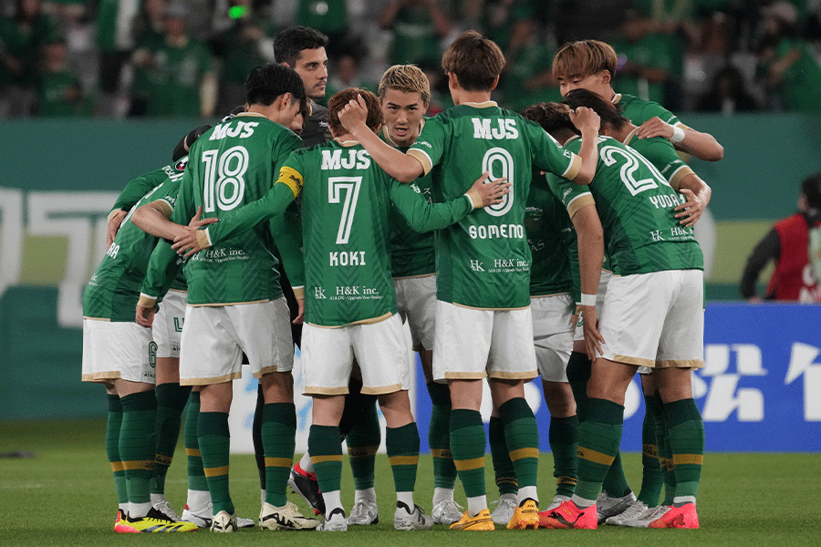 東京Vのロッカールームに注目【写真:Getty Images】