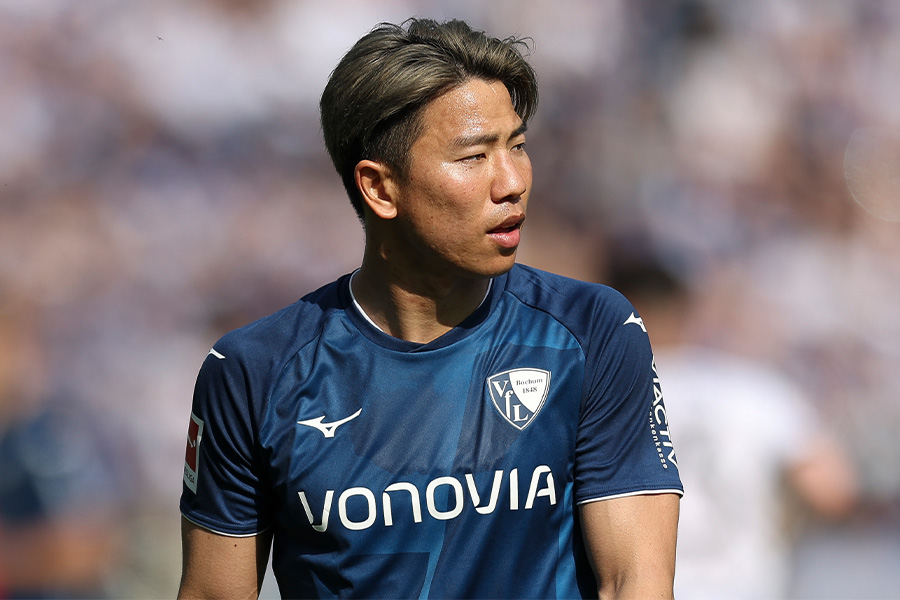 リーグ最終節でゴールを決めた浅野拓磨【写真：Getty Images】