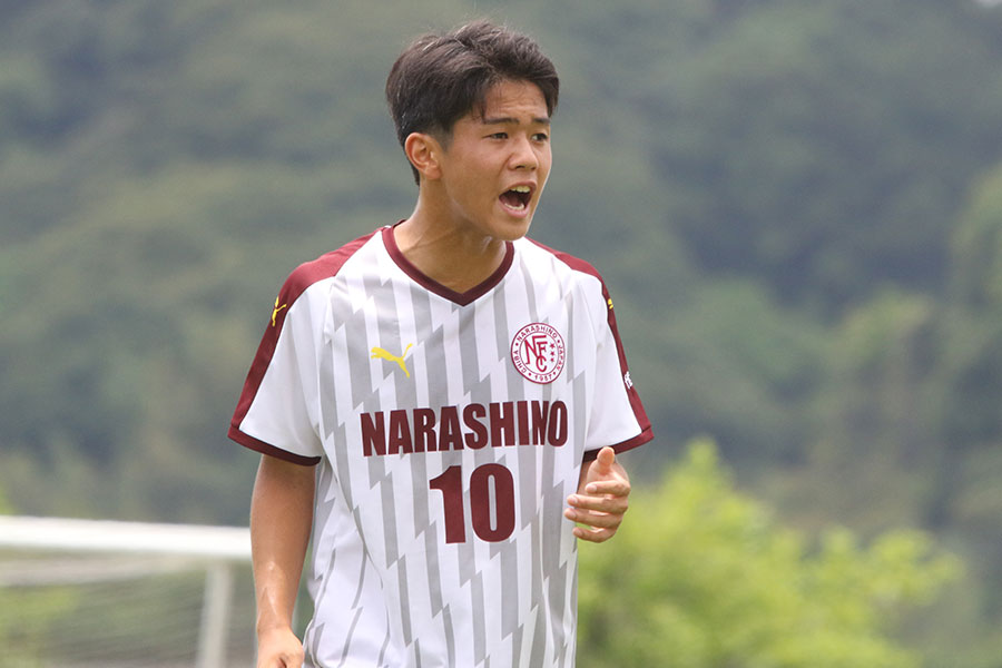 習志野の10番を背負う中渡瀬統貴【写真：FOOTBALL ZONE編集部 】